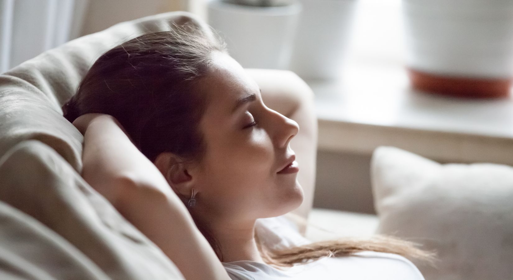 Finnish Wooden Saunas vs. Relax Far Infrared Sauna: Which One Is Right for You?